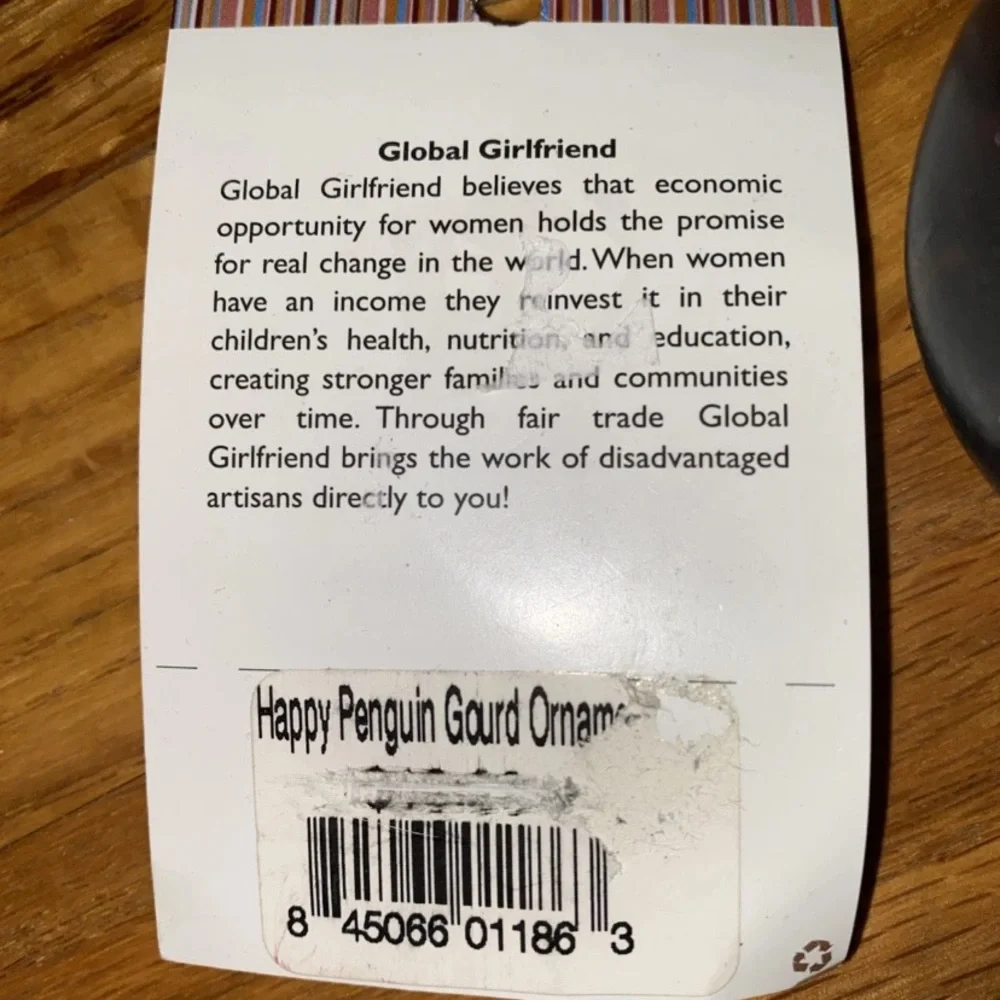 Global‎ Girlfriend Happy Penguin Gourd Ornament NWT